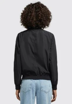 Khujo Stence2 - Bomberjacks - Schwarz 10 Khujo Stence2 - Bomberjacks - Schwarz -Khujo Winkel 01f50db7aab24033a4f2e3be23db51df