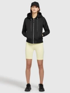 Khujo Tussenjassen Tussenjas Persee Dames Zwart -Khujo Winkel 072120ea3263dd33c7a32fa16085bc2e