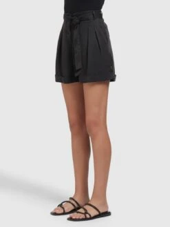 Khujo Shorts Loosefit Bandplooibroek Elida Dames Zwart -Khujo Winkel 1a2e4c2e7cf26009fa29e28987e21d4c