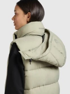 Khujo Bodywarmers Bodywarmer Magneta Dames Pastelgroen -Khujo Winkel 1b8251ab7c3090b07300ea319c189d92