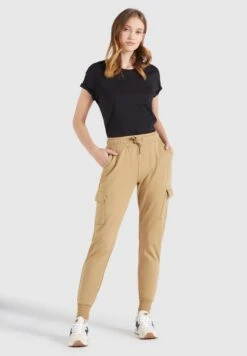 Khujo Sweatpants Tapered Cargobroek Staci Dames Beige 8 Khujo Sweatpants Tapered Cargobroek Staci Dames Beige -Khujo Winkel 22cd2d99b633cd3d0d097ac61fdee990