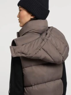 Khujo Bodywarmers Bodywarmer Eden Dames Mokka -Khujo Winkel 287b170fc7fe504bfffe6aa1b40ca5e2