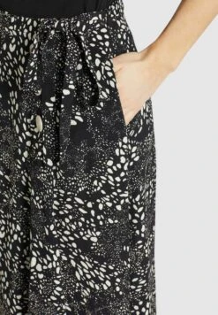 Khujo Maxi Rokken Rok Hepke Dames Zwart -Khujo Winkel 7c37c203a4d89ad351dd8105c8a047e2