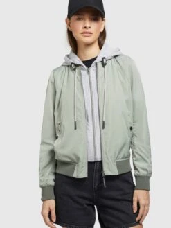 Khujo Tussenjassen Tussenjas PERSEE Dames Pastelgroen 14 Khujo Tussenjassen Tussenjas PERSEE Dames Pastelgroen -Khujo Winkel 7c4198f1d23ab1bae6ff6871437d7f40