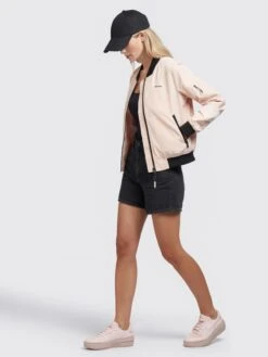 Khujo Tussenjassen Tussenjas Stence2 Dames Abrikoos -Khujo Winkel 88b7018288941729c84c0047a80248cc