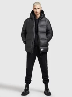 Khujo Tussenjassen Tussenjas Nabor Heren Zwart -Khujo Winkel 9c59cc9d03dd4cf740fa32e28e708dc2