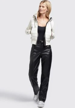 Khujo Dalis Shiny - Jas - Cremeweiß -Khujo Winkel a9f0aa013bbb4616808d3a1ddc6eb84b