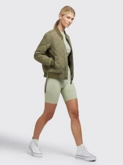 Khujo Tussenjassen Tussenjas Leona Dames Olijfgroen -Khujo Winkel aac45a84d05eea452166187c6e49d83e