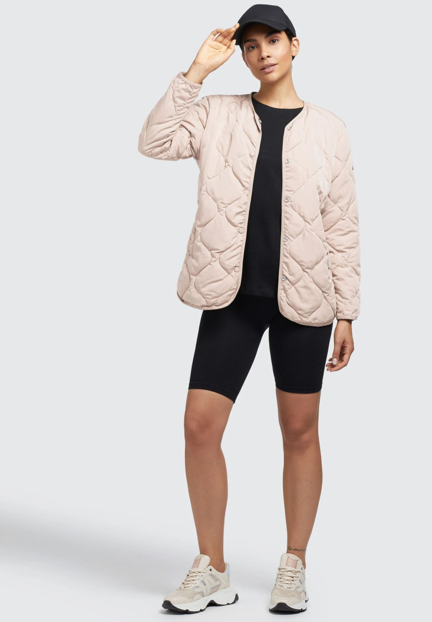 Khujo Yuna - Jas - War Pin 2 Khujo Yuna - Jas - War Pin - Afbeelding 2