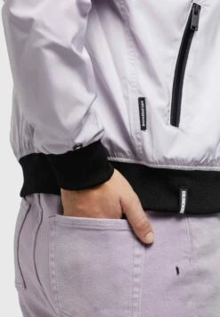 Khujo Stence2 - Bomberjacks - Flieder Hell 14 Khujo Stence2 - Bomberjacks - Flieder Hell -Khujo Winkel ba4b05dfc83e4485abfe2b1745019041