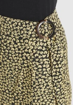 Khujo Mini Rokken Rok Armata Dames Zwart -Khujo Winkel c875d67d19730adf255bc8425b6d1787