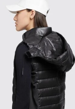 Khujo Becca Shiny - Bodywarmer - Schwarz 14 Khujo Becca Shiny - Bodywarmer - Schwarz -Khujo Winkel d04f269f7d334b779e79cfac430aa4bb