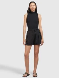 Khujo Shorts Loosefit Bandplooibroek Elida Dames Zwart -Khujo Winkel dbc721459c0fcaebdff626bfc9acd7b7