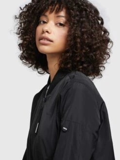 Khujo Tussenjassen Tussenjas Stence2 Dames Zwart -Khujo Winkel eef6c8f59c77ecfc2b58949a07de5616