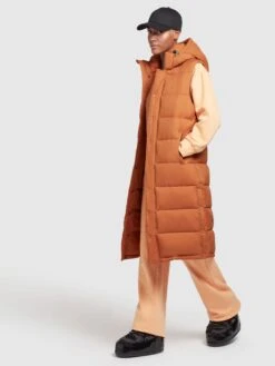 Khujo Bodywarmers Bodywarmer Magneta Dames Oranje -Khujo Winkel f5eb0fa39b2306d61a0f3fdbe6cbef2e